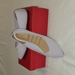 Kelly & Katie, Jayde flats, size 7